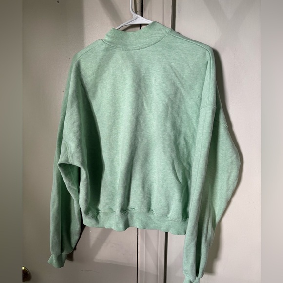 Gymshark | Mint Quarter-Zip Sweatshirt - Picture 3 of 3